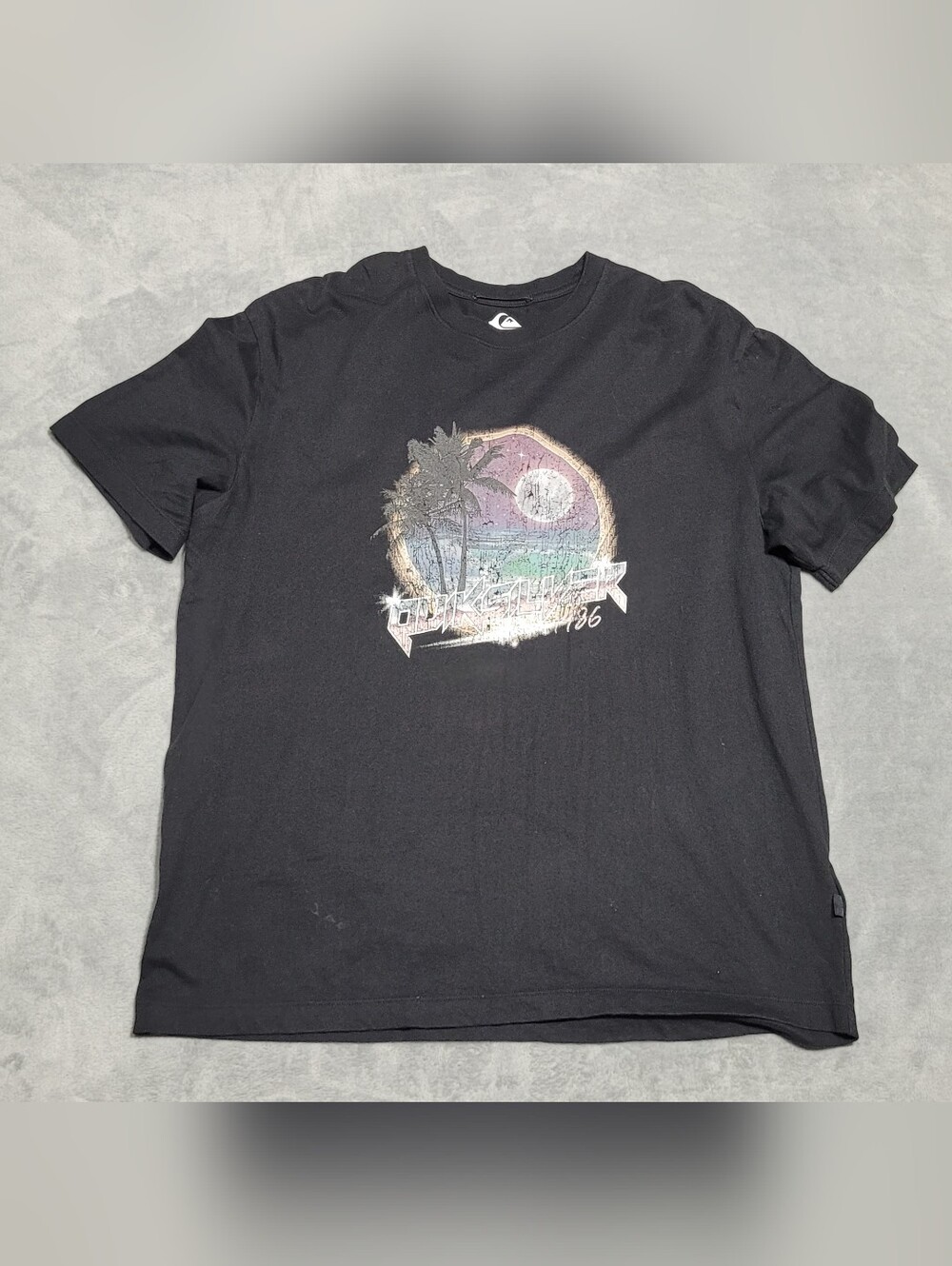Quicksilver Boyfriend Classic Graphic Crew Neck Unisex TShirt Size XS